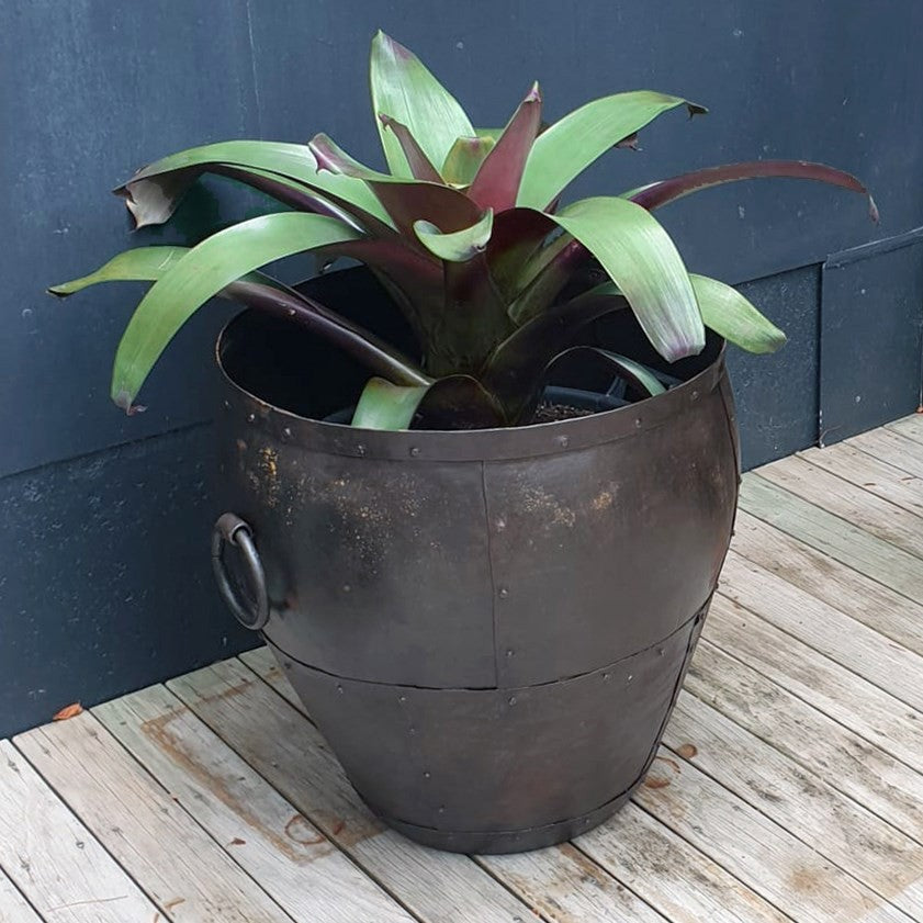 Sahar Lotus Reclaimed Iron Pot - 2 sizes