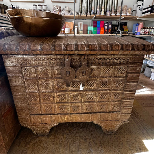 Vintage Indian Glory Chest